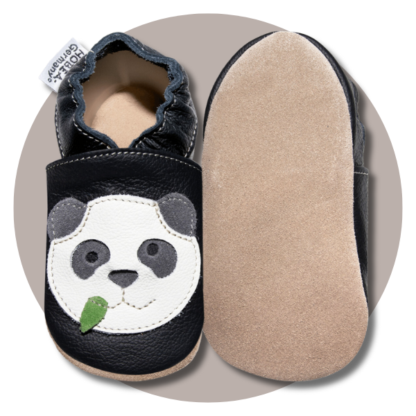 Produktbild Vorder- und Rückseite dunkel mit Panda-Applikation